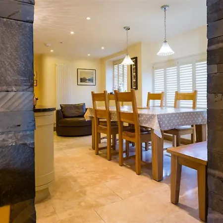 Holiday home Oaklea